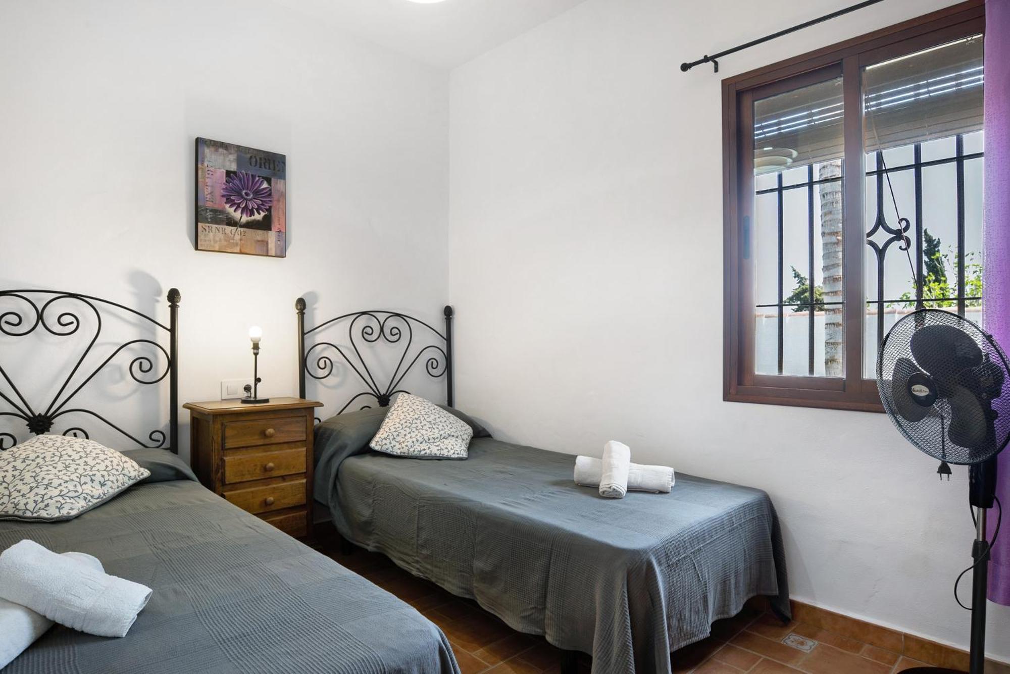 Casa Ale Holiday home *